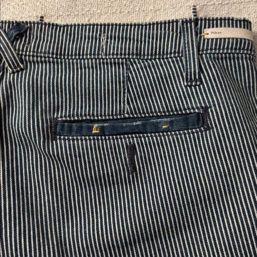 Pilcro Railroad Stripe Denim Shorts Size 31 - Picture 4 of 15